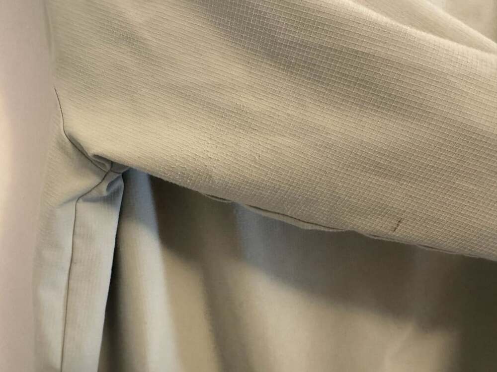 Alo Yoga Ripstop 1/4 Zip On-Set Jacket - Picture 13 of 13
